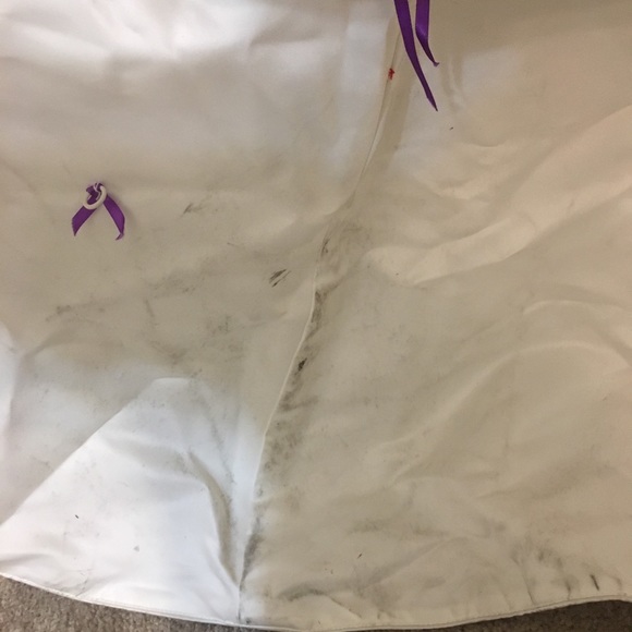 Allure Bridals Ivory Wedding Dress - Picture 5 of 5